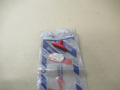 182048110 Voorbumper klemmetje