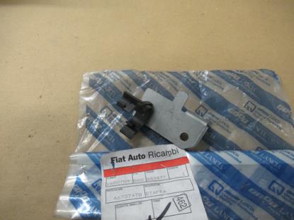 46737478 Verwarming beugel