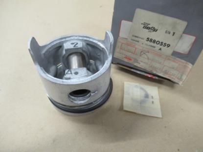 5880559 Zuiger met zuigerringen