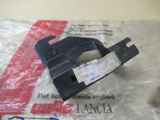 5949654 Motorsteun beugel