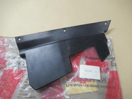 5923766 Radiator beschermplaat