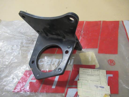 5947919 Motorsteun beugel