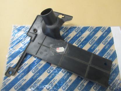 7653996 Radiateur beschermplaat rechterzijde