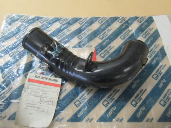 7677661 Verbindingsslang van luchtfilter naar turbo