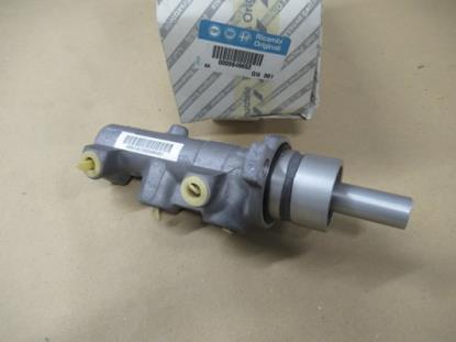 9949652 Hoofdremcilinder