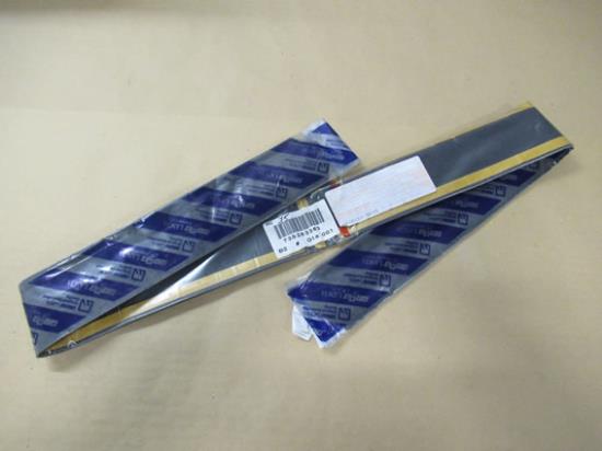 735263363 Dashboard sticker