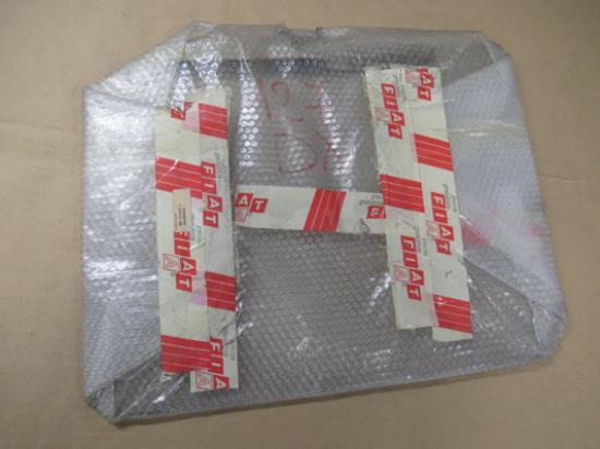 4346048 Zijruit rechterzijde