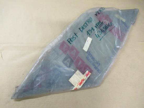 4349866 Zijruit rechtsachter