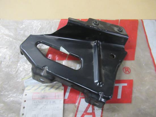 51762278 Voorscherm beugel rechterzijde