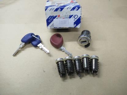 735246431 Slotenset met cilinders en sleutels