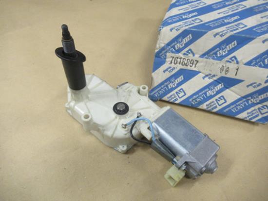 7618897 Achterruitenwisser motor