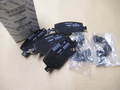 77368778 Remblokset voorzijde