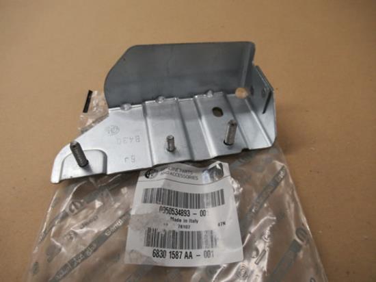 50534893 Voorscherm beugel linkerzijde