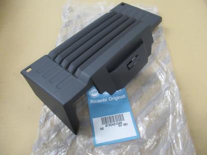 735431349 Voorstoel sierstuk