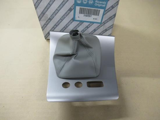 156078517 Versnellingspook sierstuk