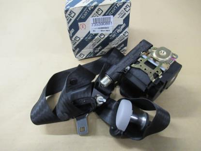 735390881 Voorstoel veiligheidsgordel rechterzijde