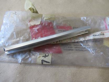 5966775 Radiator grille sierlijst