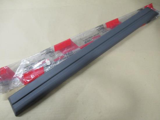 4473739 Portier stootstrip linksvoor