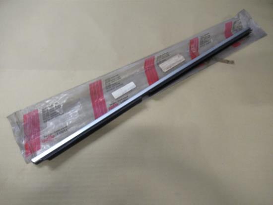 7563910 Sierlijst sierstuk