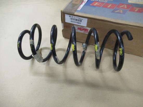 82437081 Ophanging veren