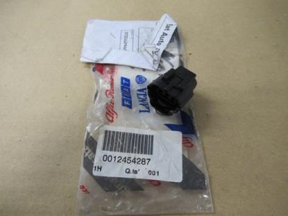 12454287 Verbinding brandstoftank 3 wegen