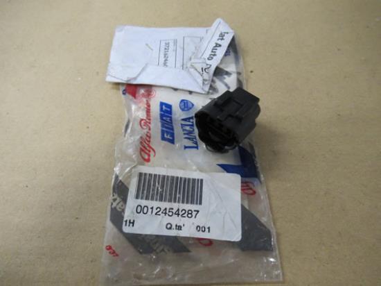 12454287 Verbinding brandstoftank 3 wegen