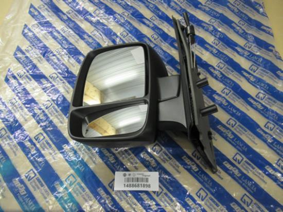 1488681898 Buitenspiegel linkerzijde