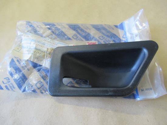 181040480 Portier handgreep sierstuk linksvoor