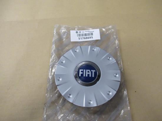 51768695 Wieldop met FIAT logo
