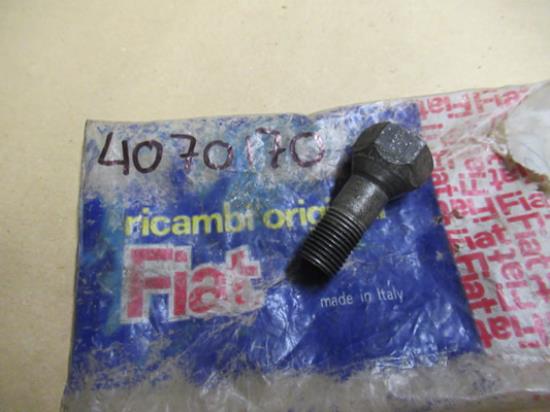 4070170 Wielbout achterzijde rechtse draad