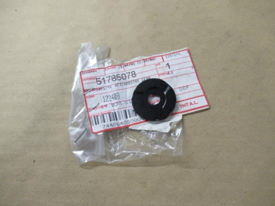 51785078 Afstandstuk stoel voorzijde links