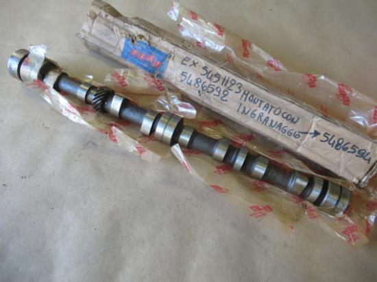 5486592 Distributie as