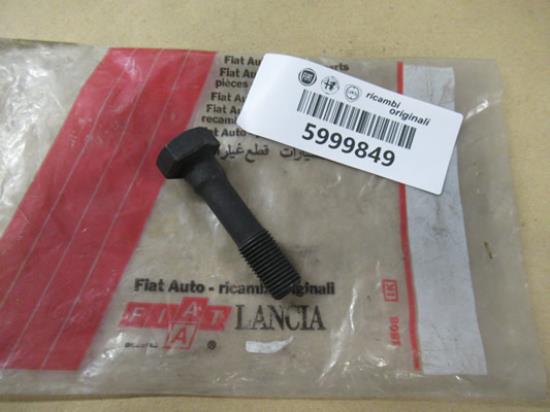 5999849 Bout distributie