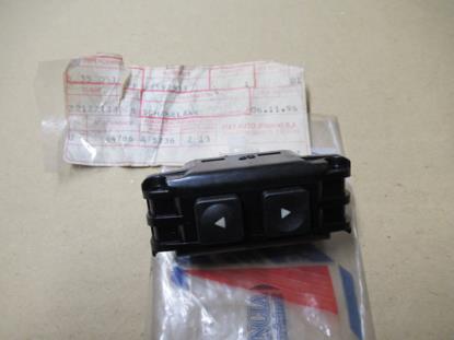 7592533 Schakelaar raam rechterzijde