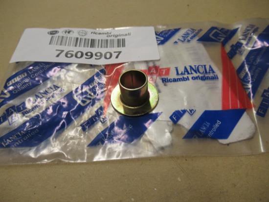 7609907 Afstandstuk luchtfilter