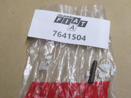 7641504 Stift versnellingsbak