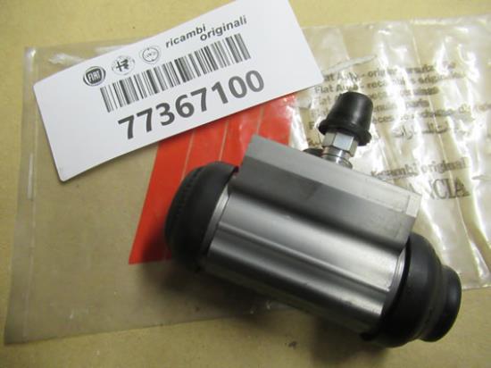 77367100 Wielremcilinder