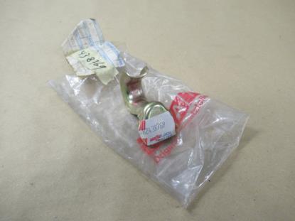 82438769 Beugel uitlaatslang