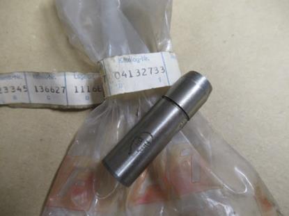 4132733 Klepgeleider M46x13x7