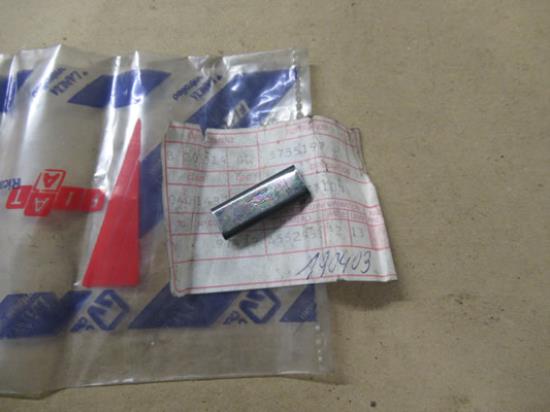 5755197 Bescherming motorkap