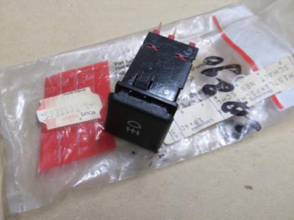 5938890 Achtermistlamp schakelaar