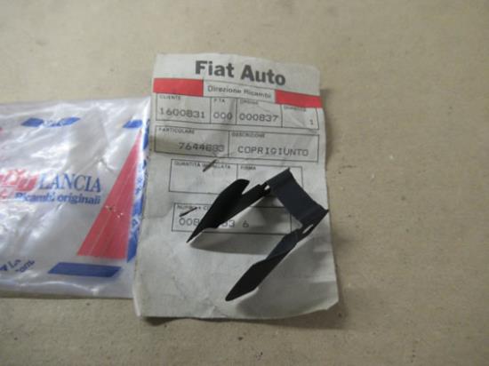 7644883 Portierruit afdekplaat rechtsachter