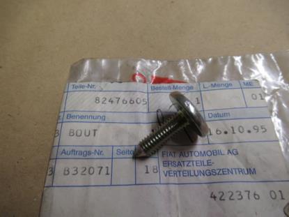 82476605 Carrosserie bout M6x20