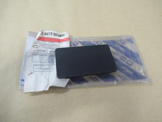 176485380 Plug bevestiging dashboardkastje