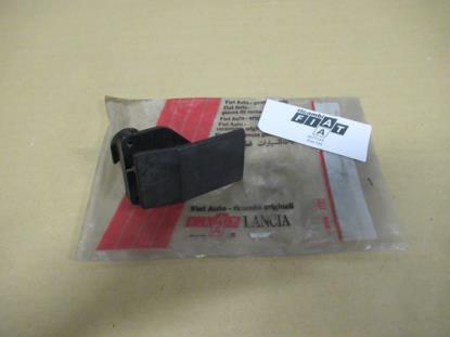 4277128 Slot motorkap