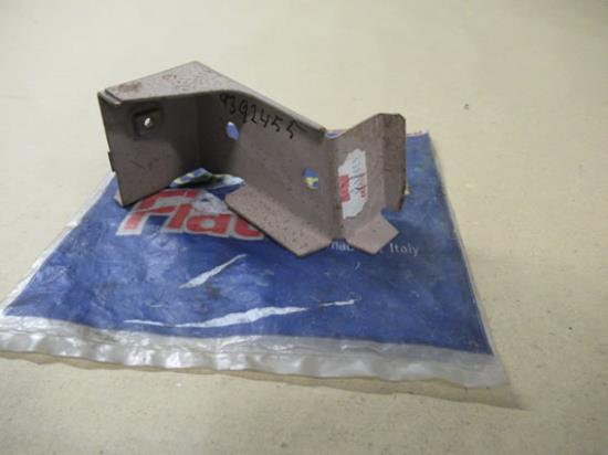 4392455 Hoekstuk grille rechts