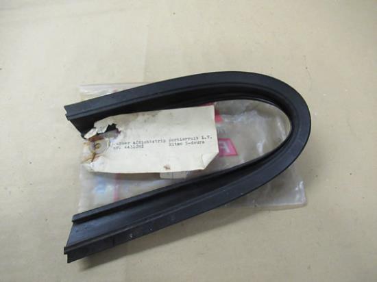 4431081 Profielrubbers portier linksachter