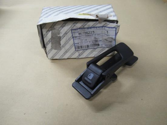 46735223 Deurgreep linksvoor