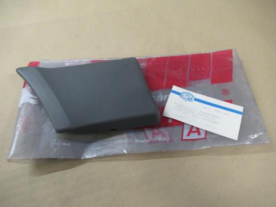 5939368 Sierlijst linksvoor