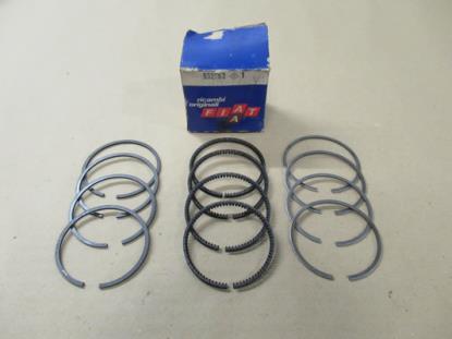 902062 Zuigerveren set